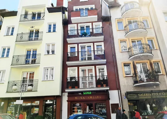 Marina Apartments